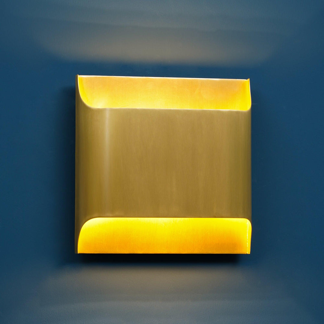Lampa ścienna Leclerc z mosiądzu
