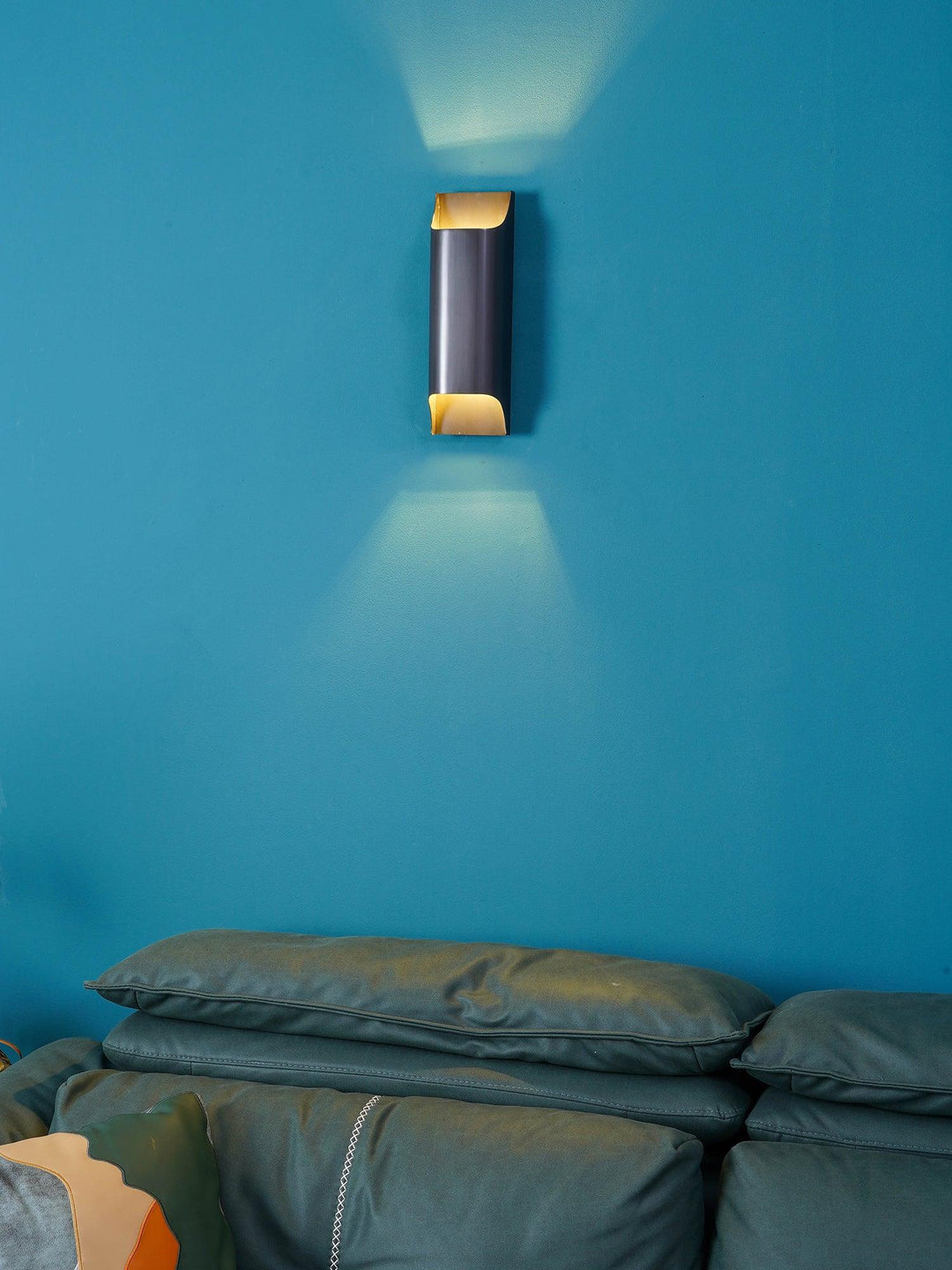 Lampa ścienna Leclerc z mosiądzu