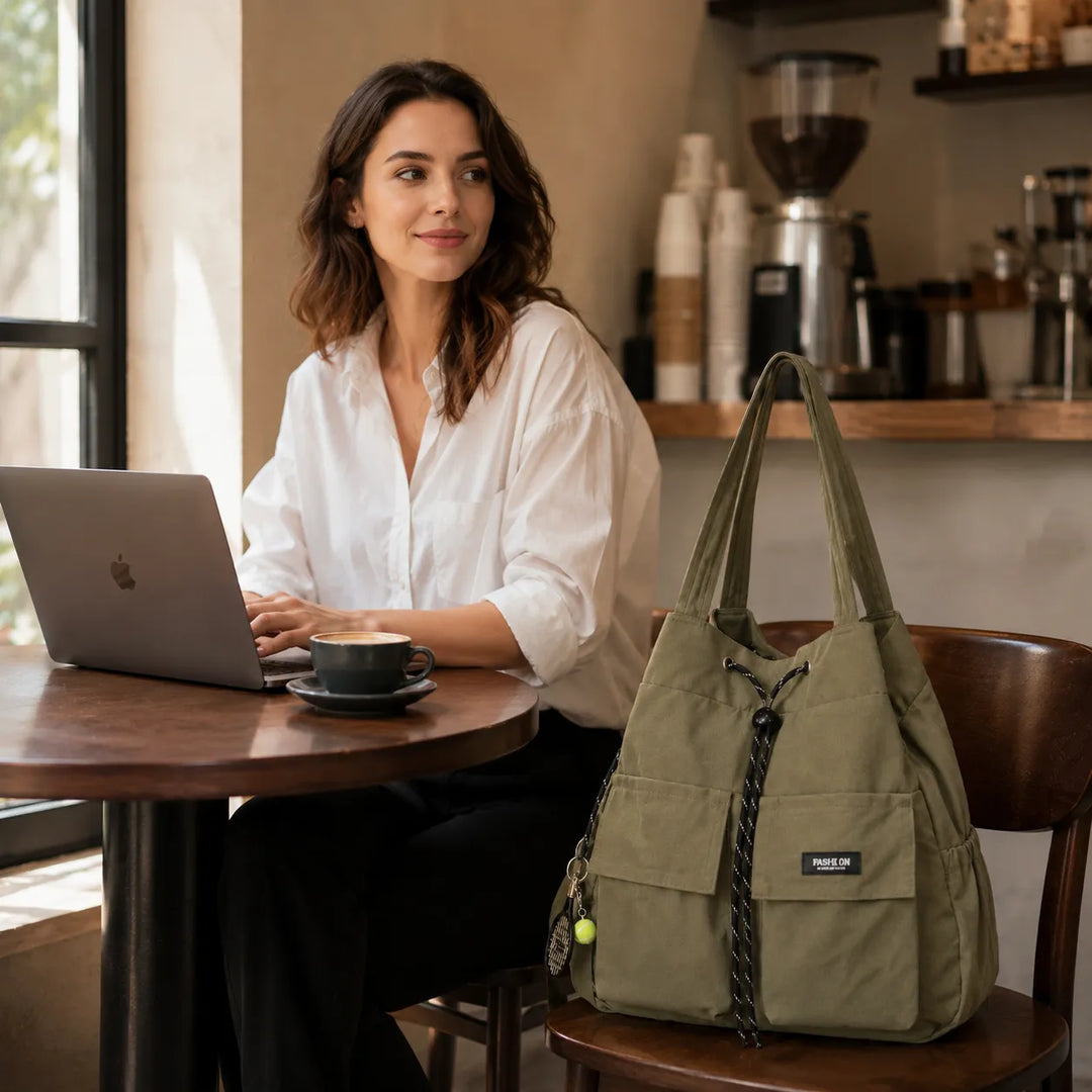 Torba Carryall – Konwertowalna torba z troczkami i plecak z kieszeniami cargo