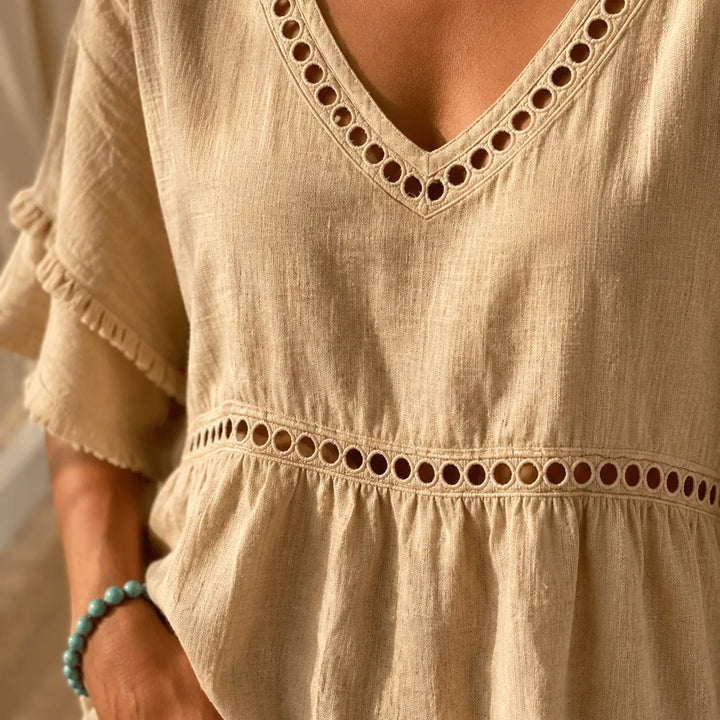 Meloria – Boho Babydoll Top z Wycięciami i Frędzlami