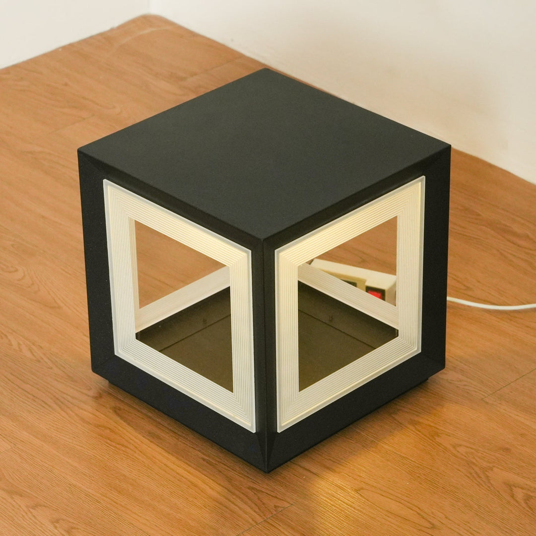 Lampa Słupowa Light Cube na Zewnątrz