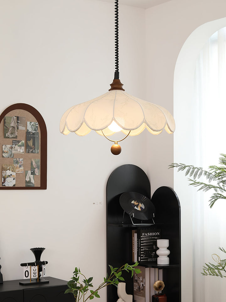 Lampa wisząca z tkaniny Lily