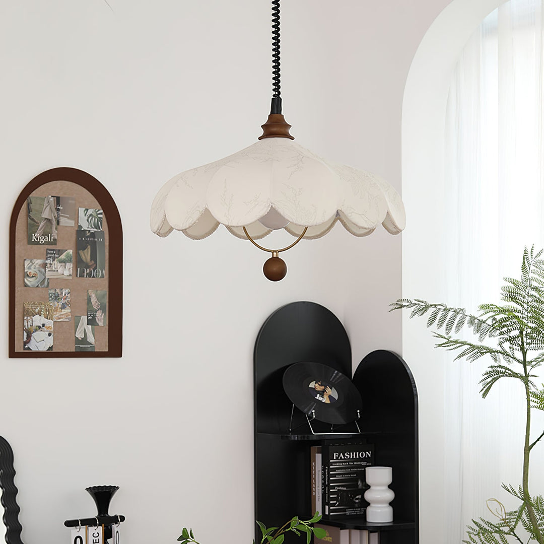 Lampa wisząca z tkaniny Lily