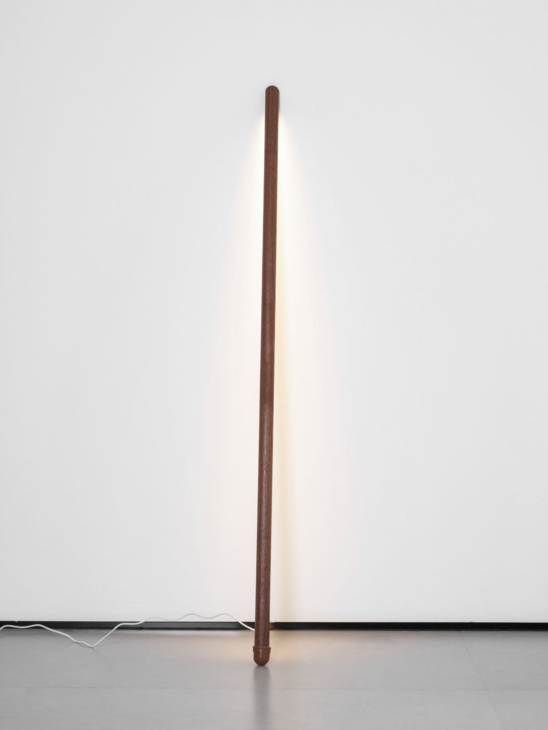 Lampa podłogowa Line Assist Ambience