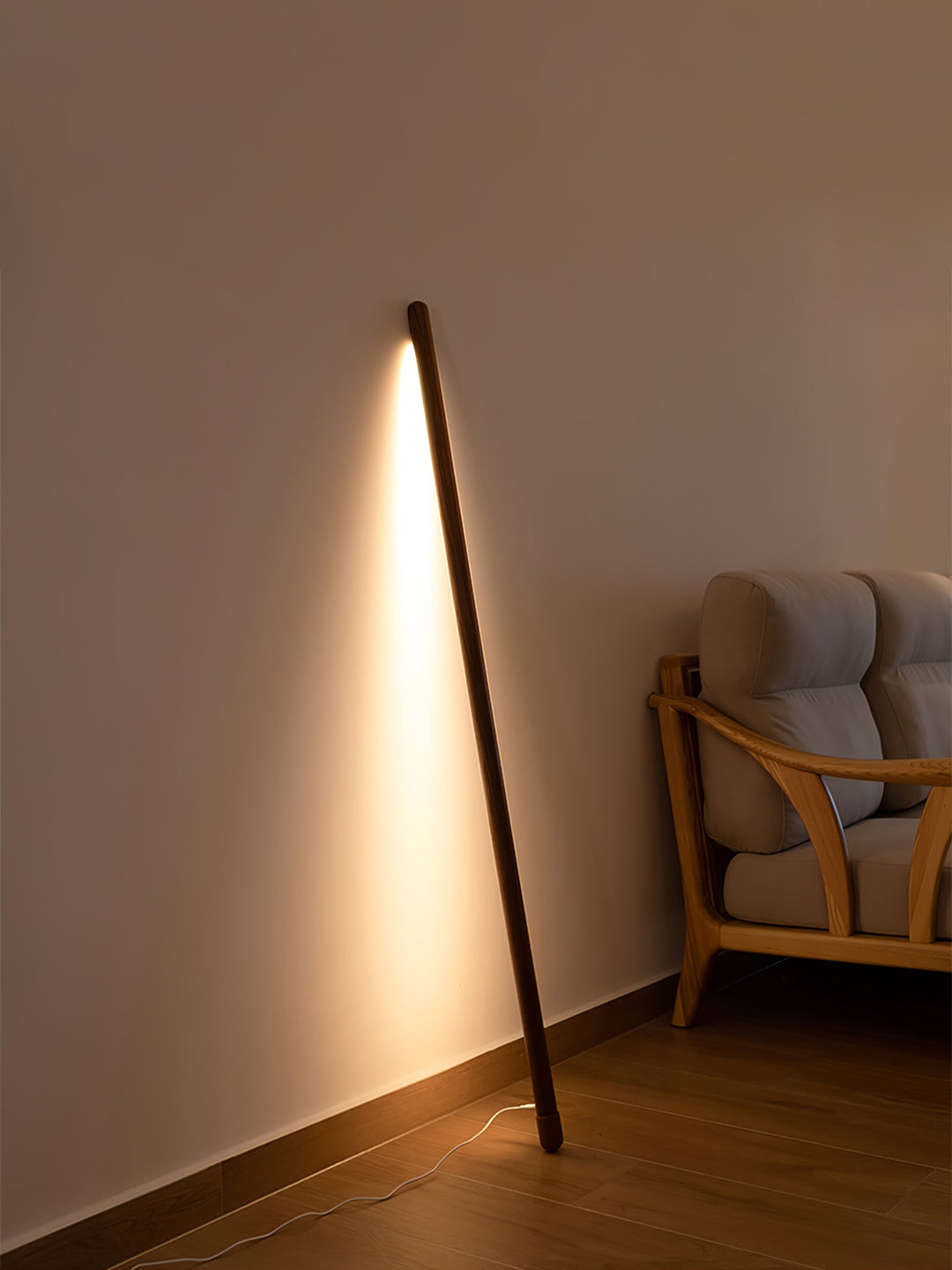 Lampa podłogowa Line Assist Ambience