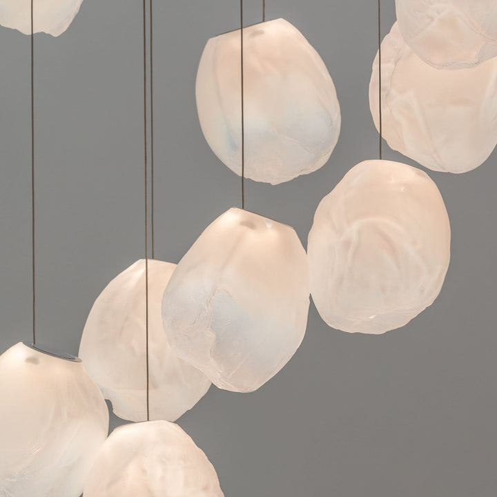 Lampa wisząca z płynnego szkła