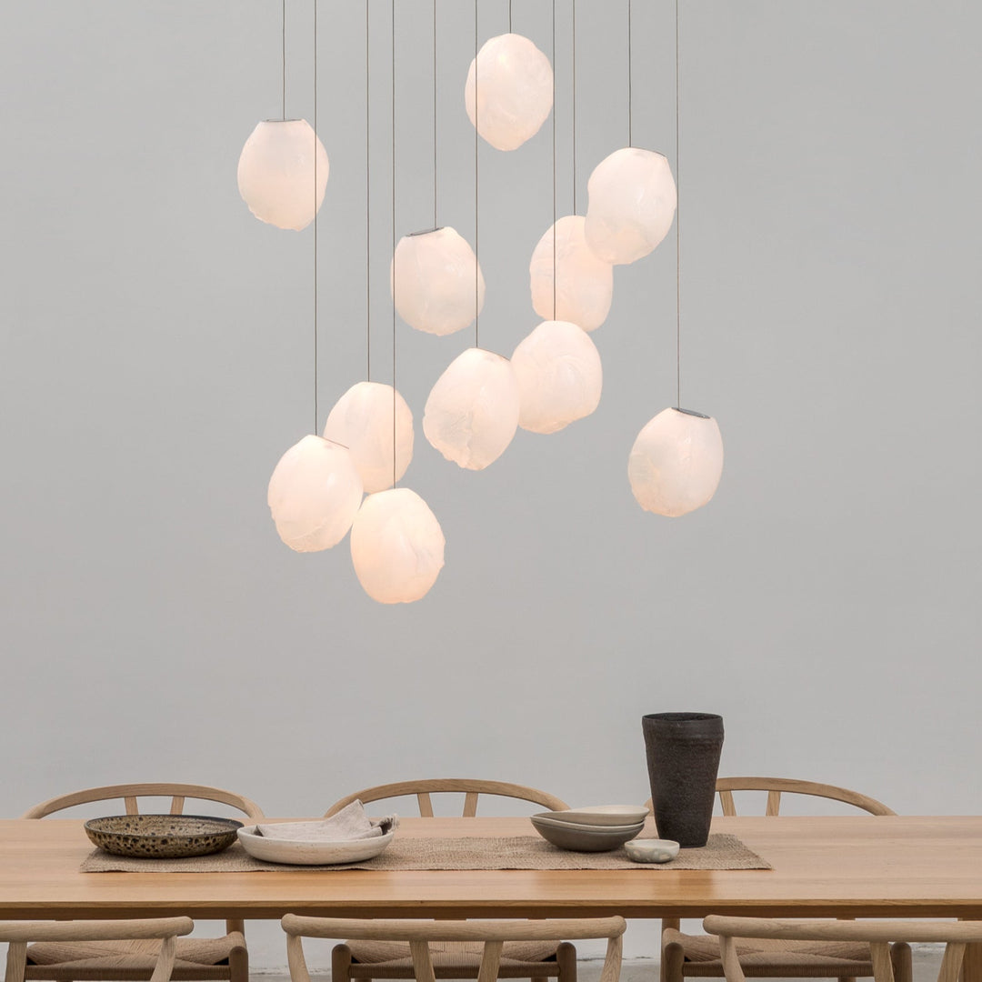 Lampa wisząca z płynnego szkła