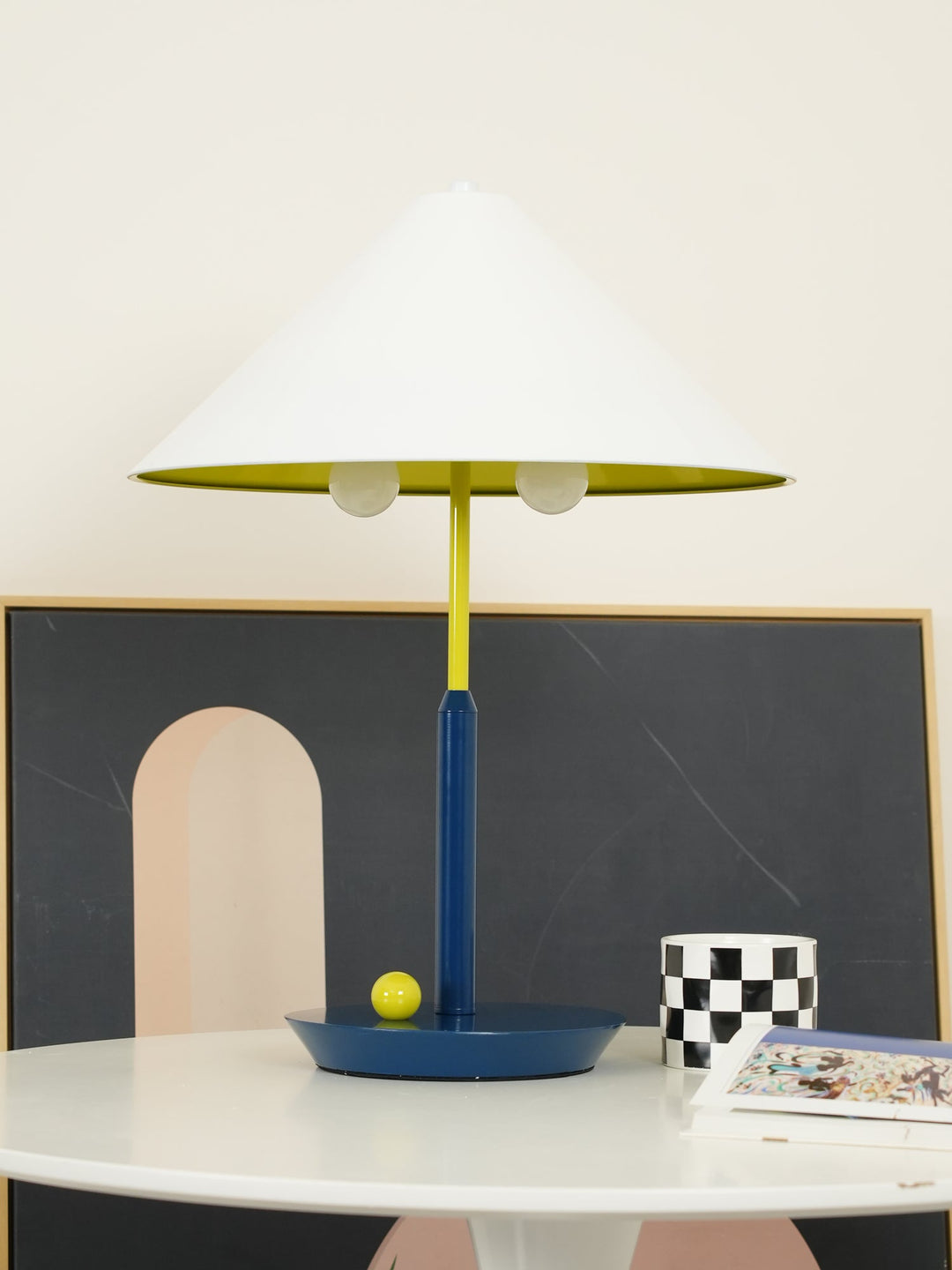 Lampka stołowa Little Eliah Cone