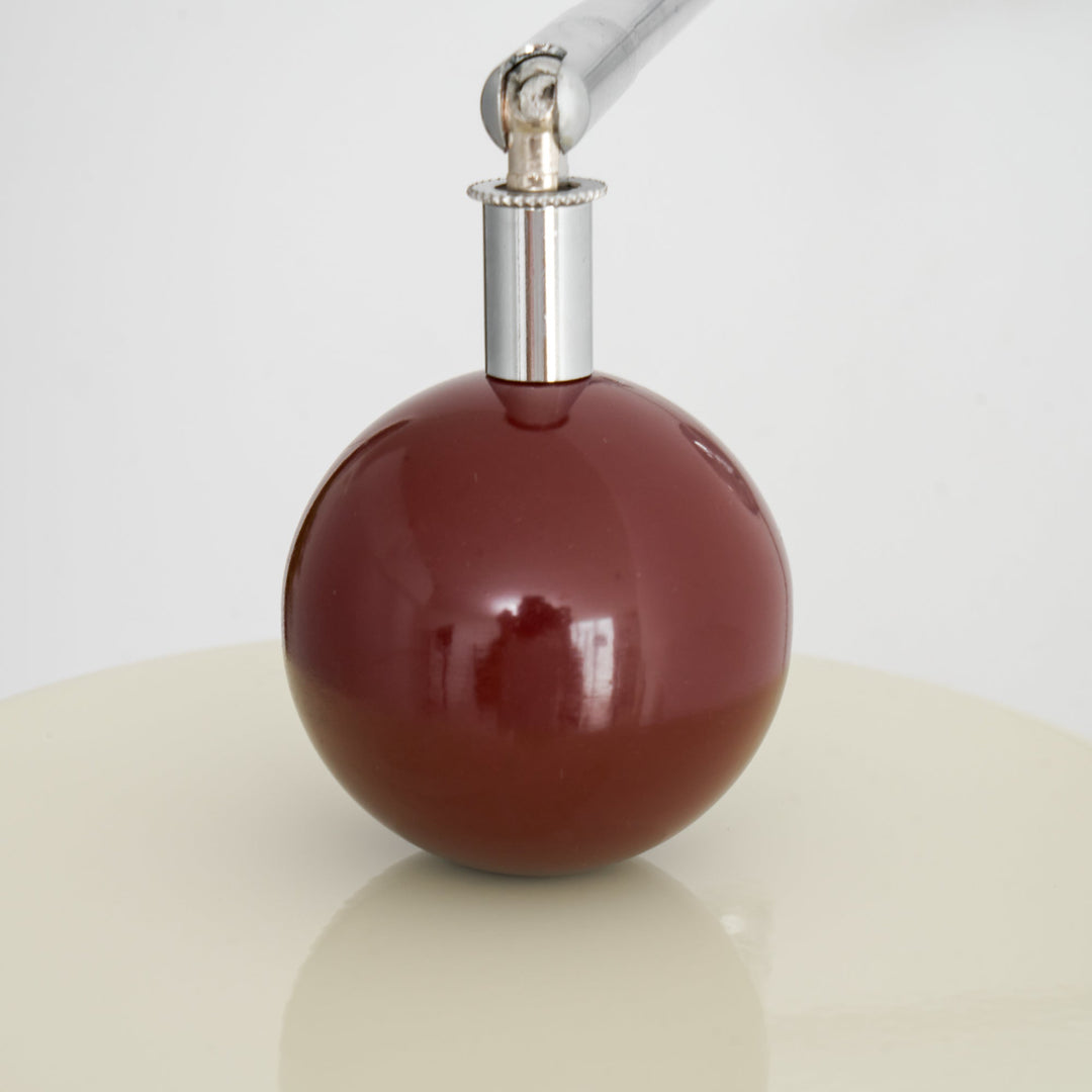 Lampa ścienna Lola z wtyczką