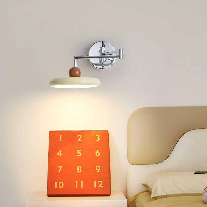 Lampa ścienna z ruchomym ramieniem Lola