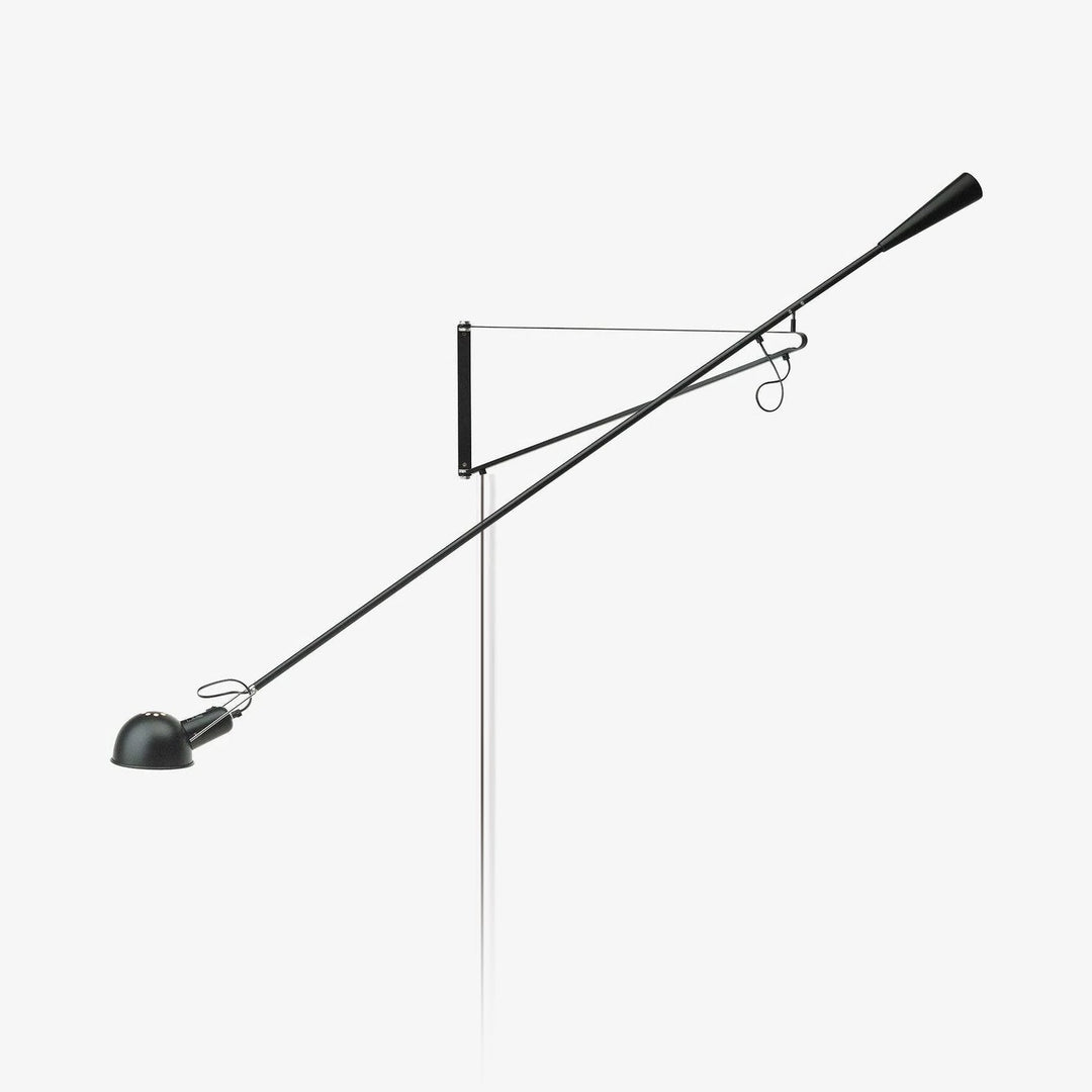 Lampa ścienna z długim ramieniem