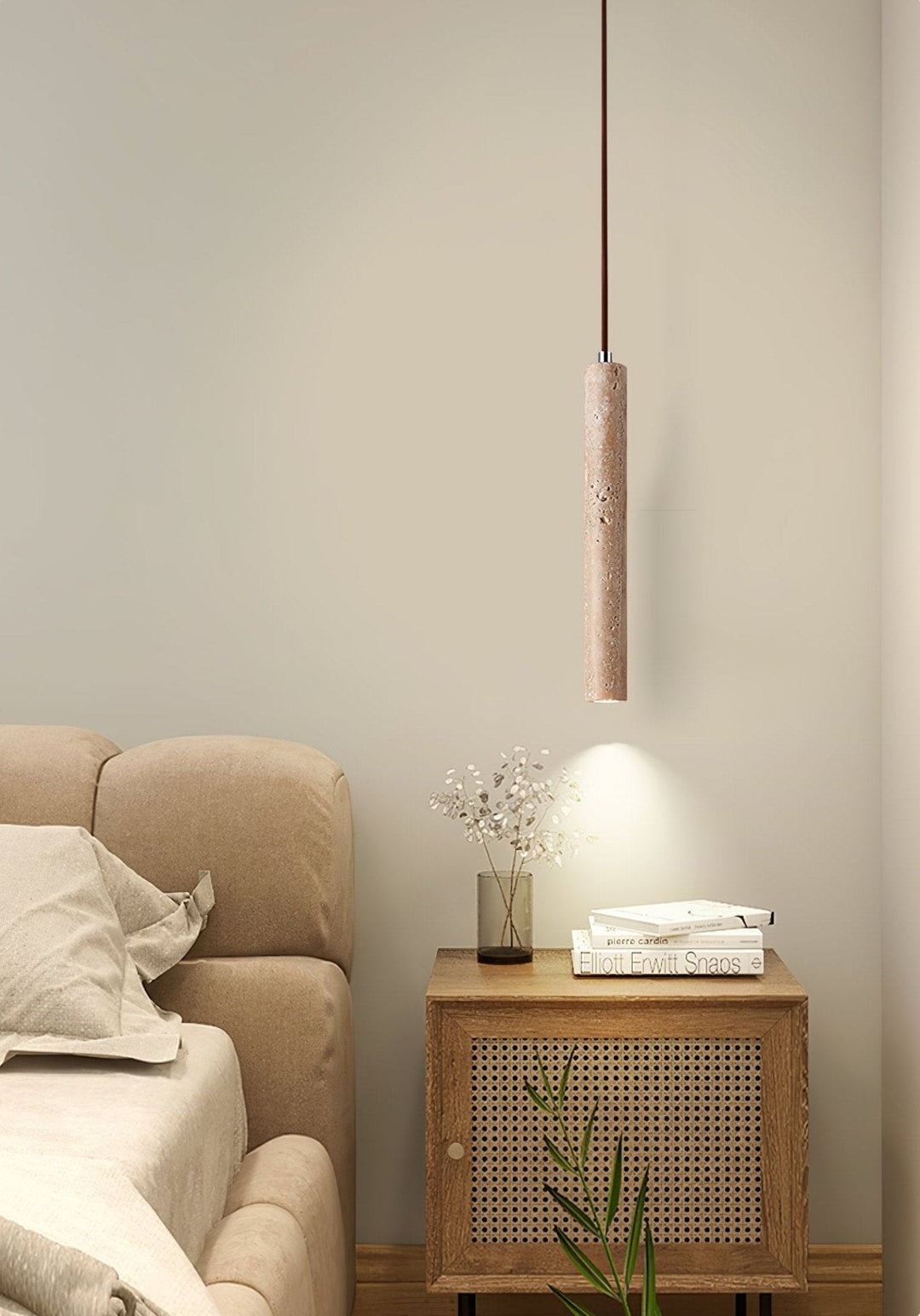 Lampa wisząca w kształcie długiego cylindra