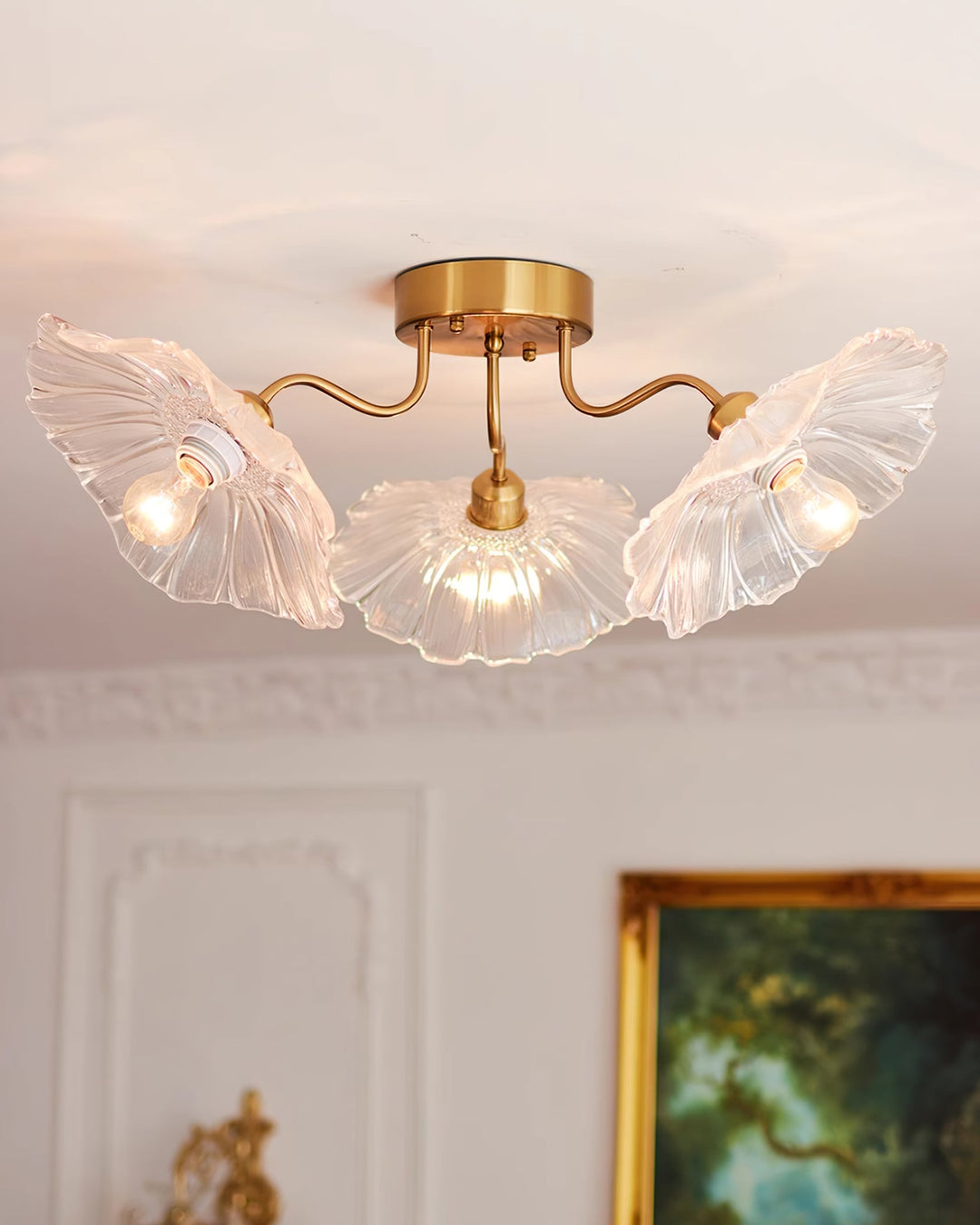 Lampa sufitowa z szkła w kształcie liścia lotosu