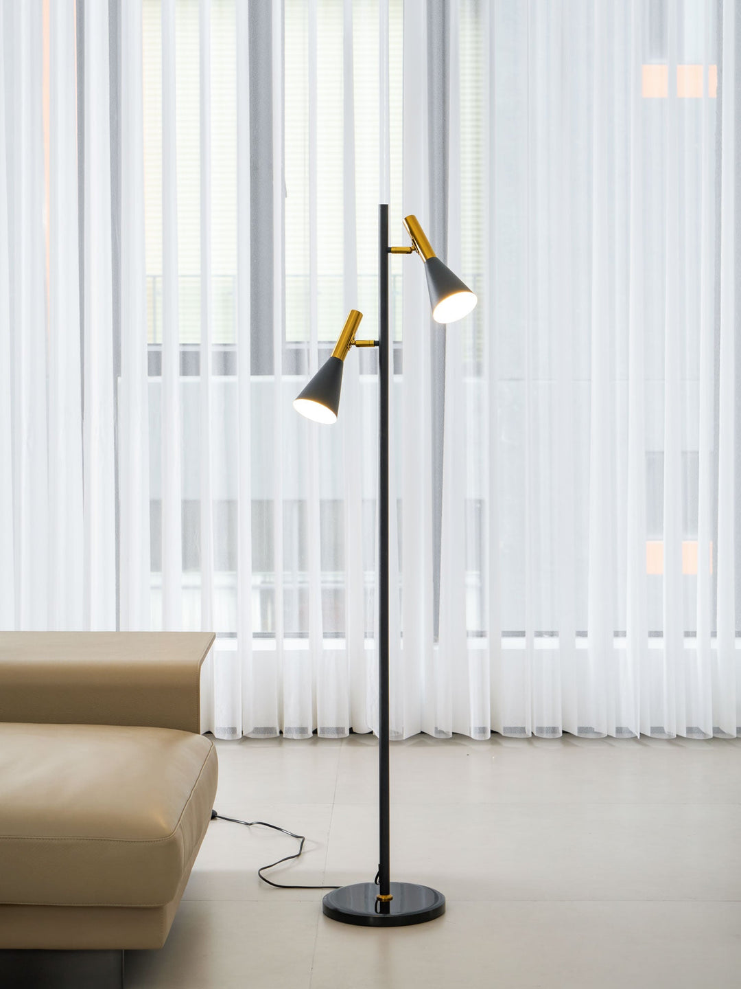 Lampa podłogowa Lron Mouth