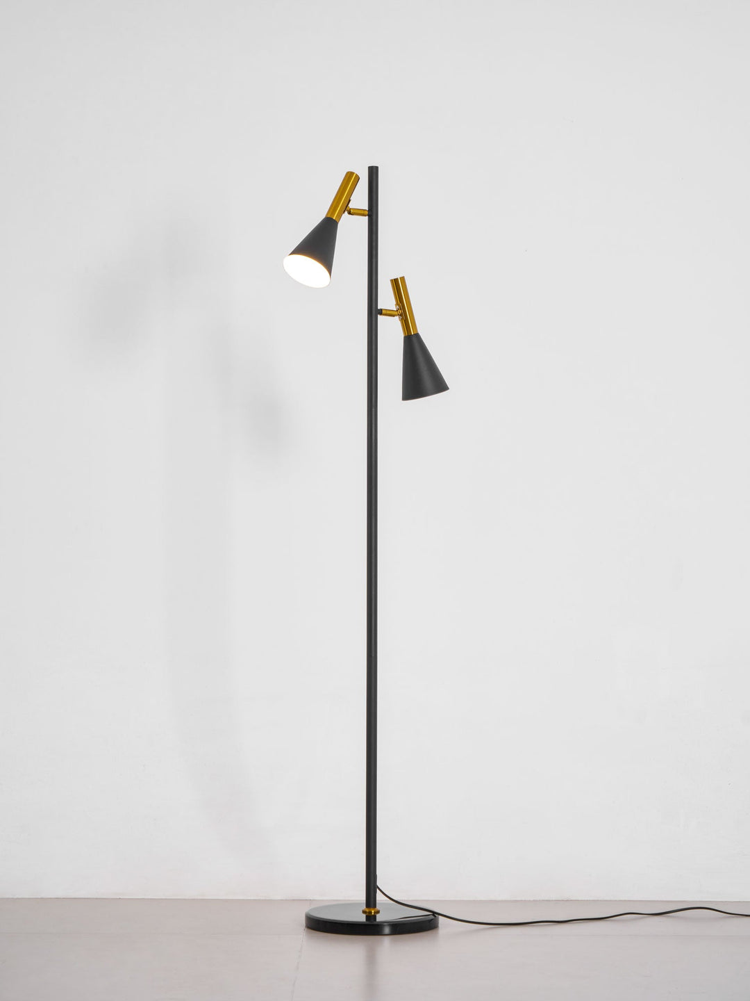 Lampa podłogowa Lron Mouth