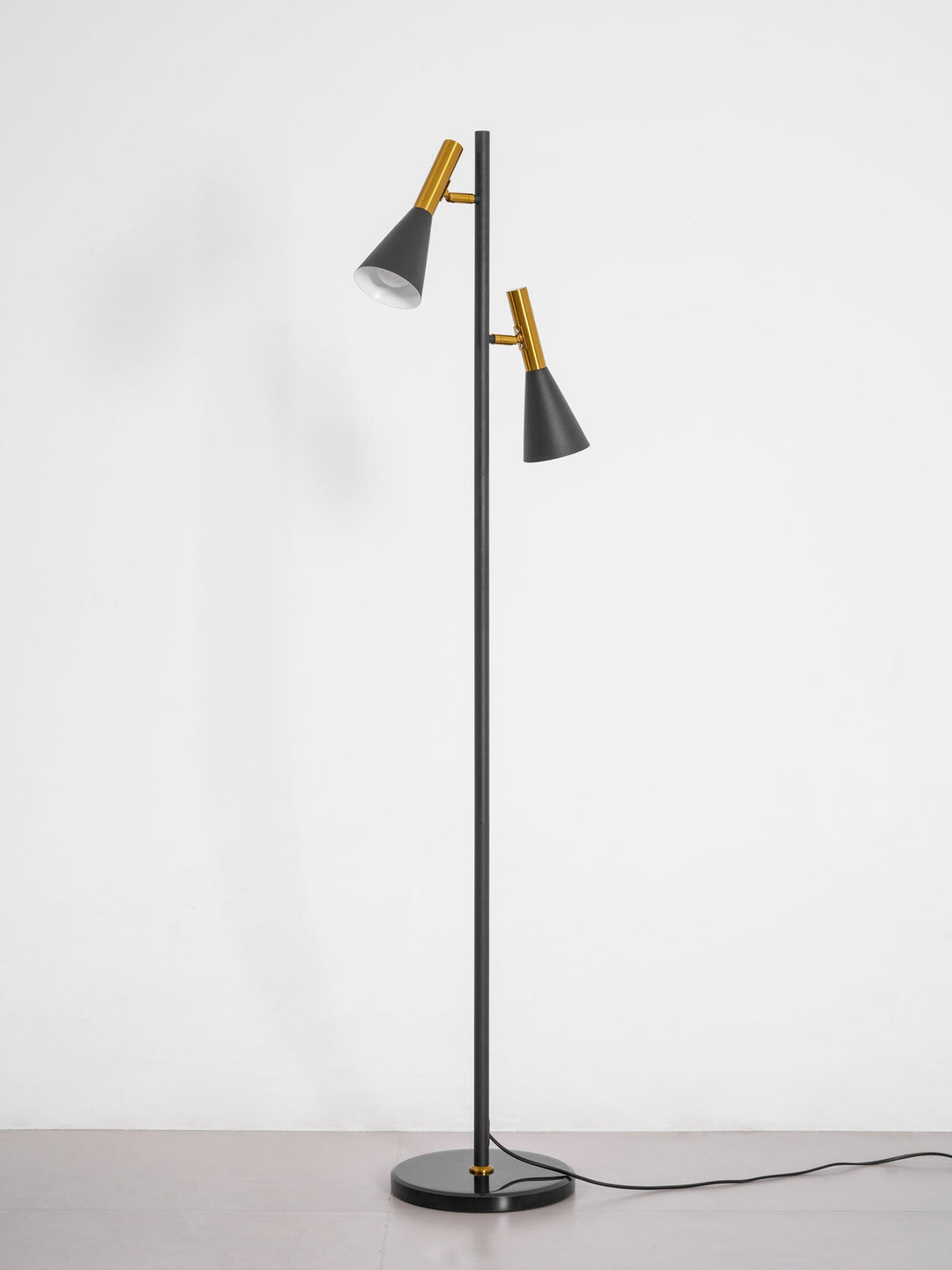 Lampa podłogowa Lron Mouth
