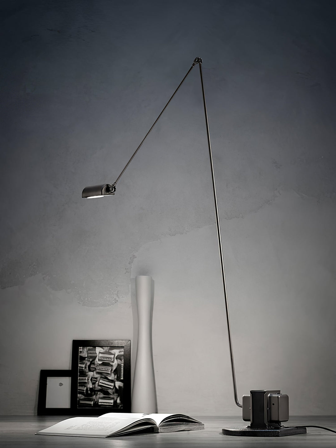 Lampa Stołowa Dynamo