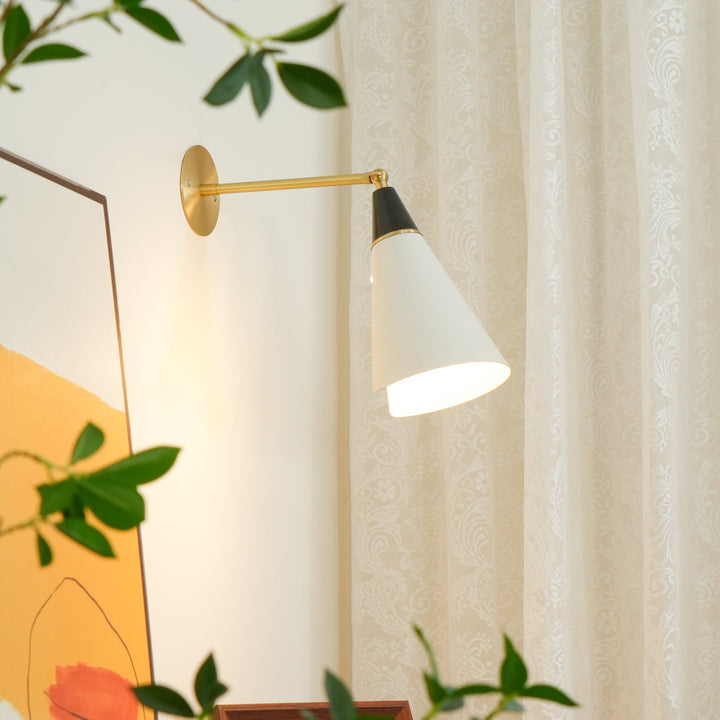 Lampa ścienna Petite Magari