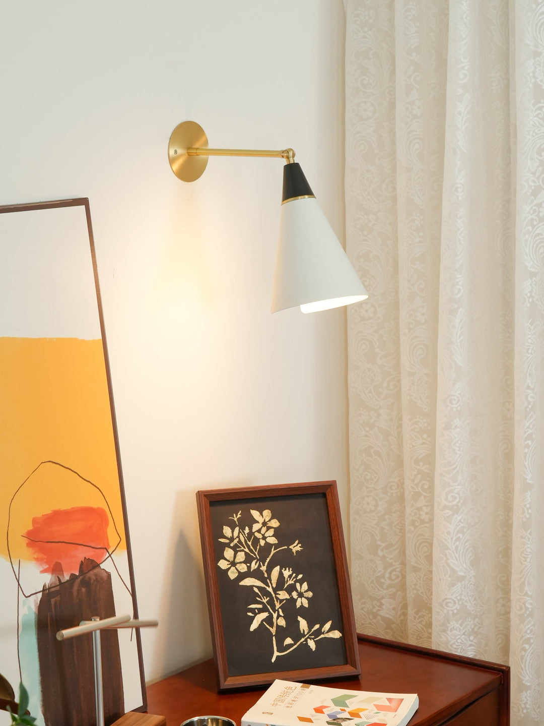 Lampa ścienna Petite Magari