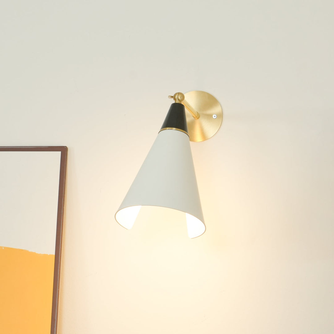 Lampa ścienna Petite Magari
