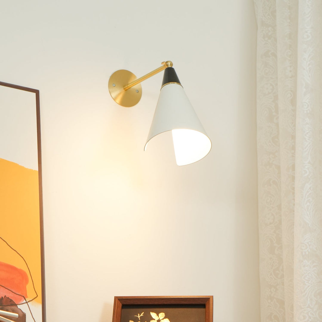 Lampa ścienna Petite Magari
