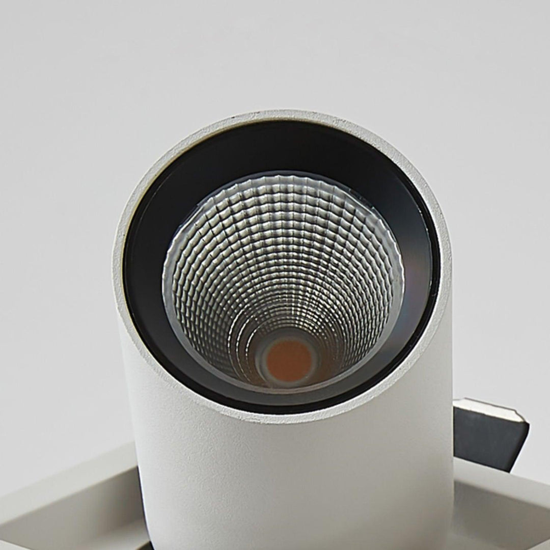 Regulowana wpuszczana lampa LED