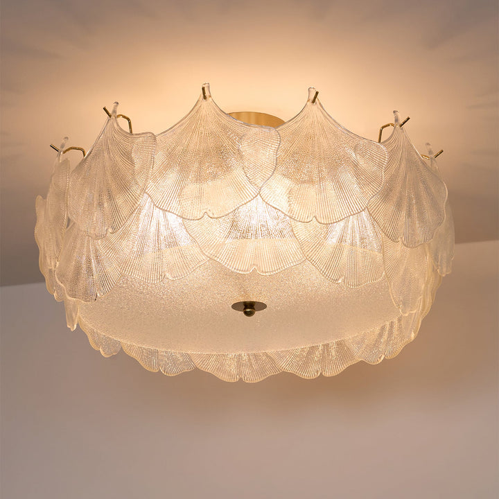 Lampa sufitowa w kształcie klastru liści klonowych