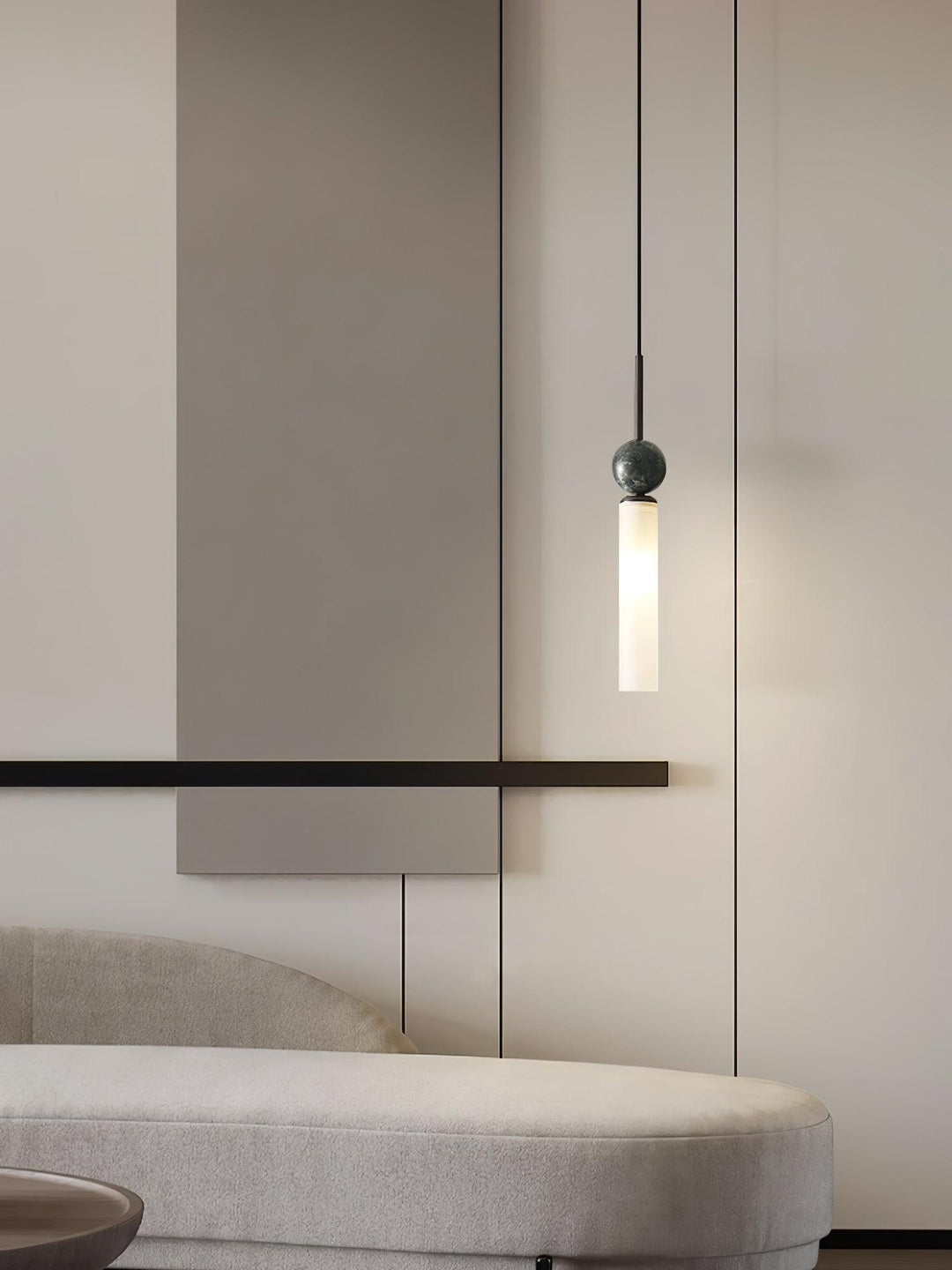 Lampa wisząca z marmuru w pionie