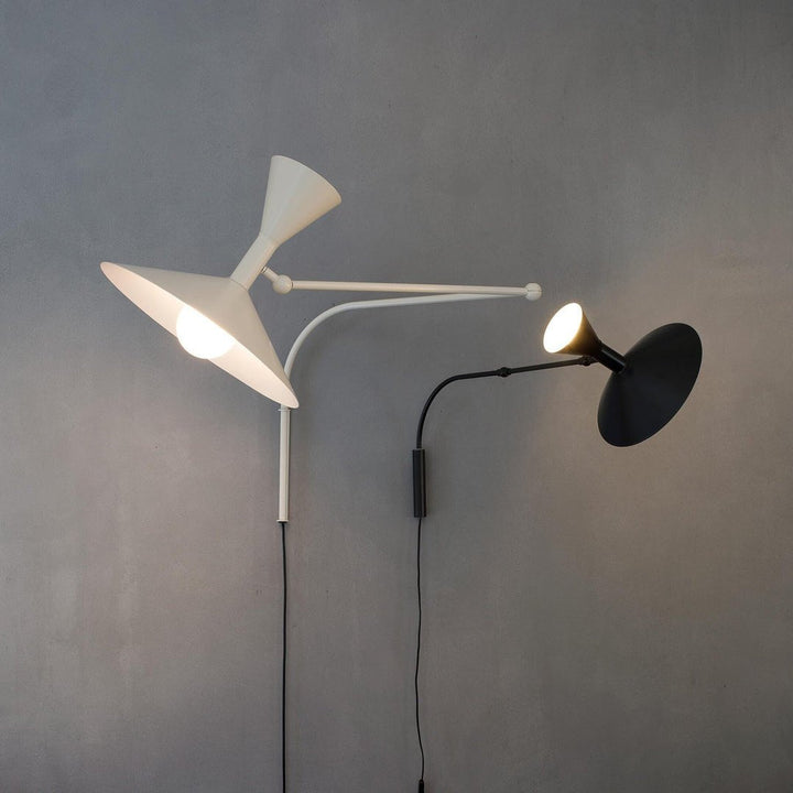 Lampa ścienna Marseille z wtyczką
