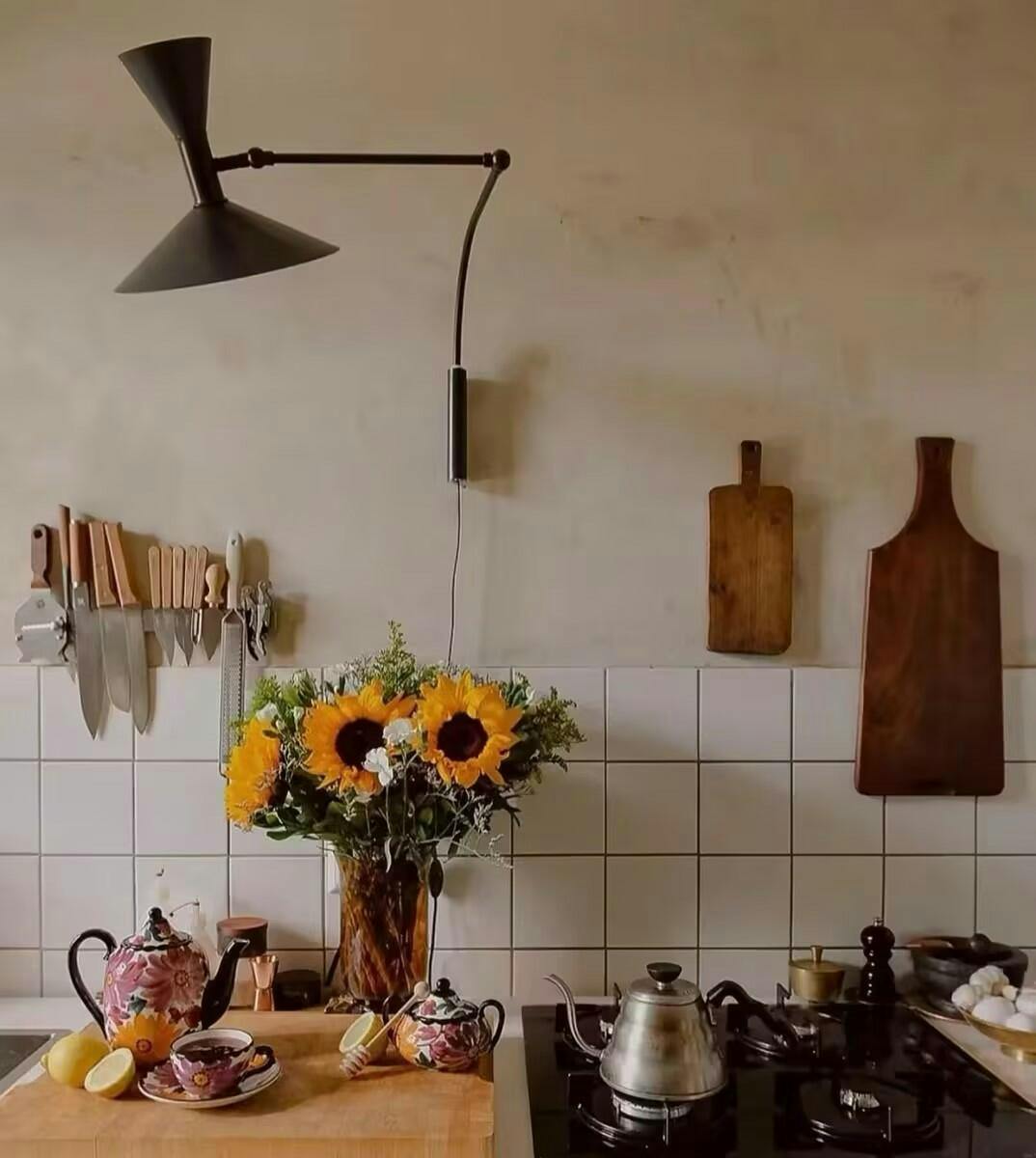 Lampa ścienna Marseille z wtyczką