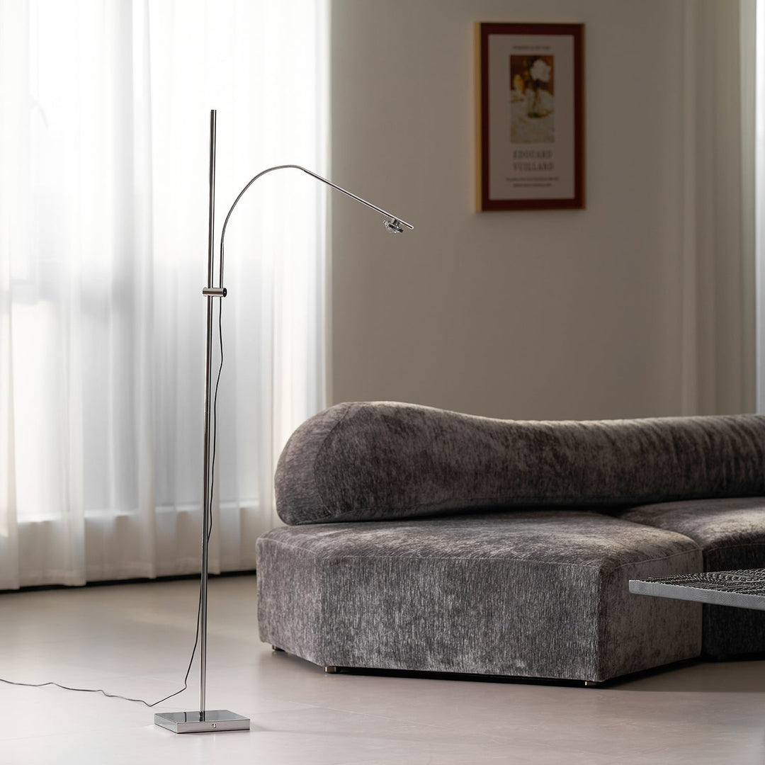 Lampa Podłogowa z Metalowym Korpusem