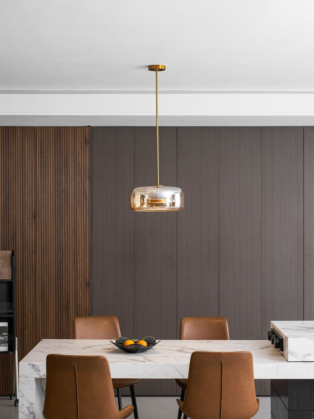 Lampa wisząca Metro Sphere ze szkła