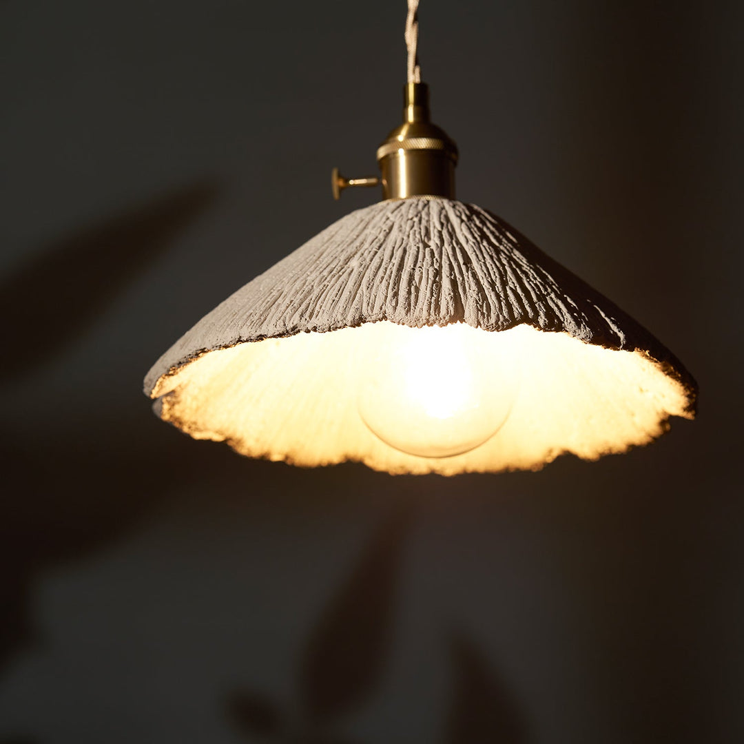 Lampa wisząca z mikrocementu