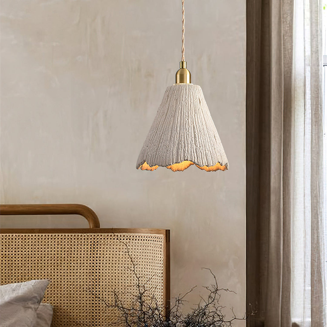 Lampa wisząca z mikrocementu