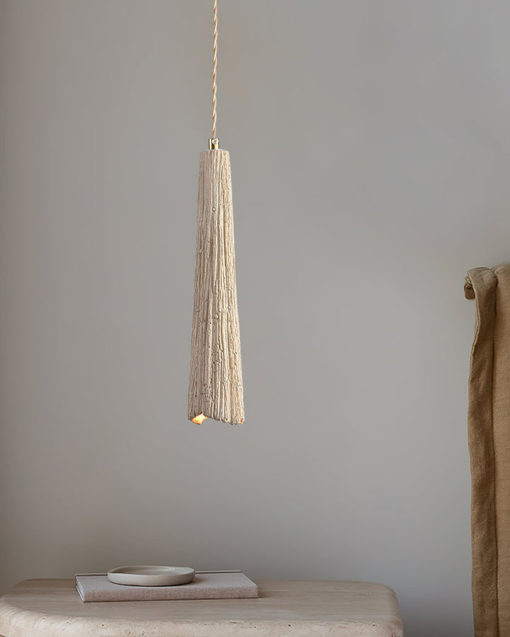 Lampa wisząca z mikrocementu