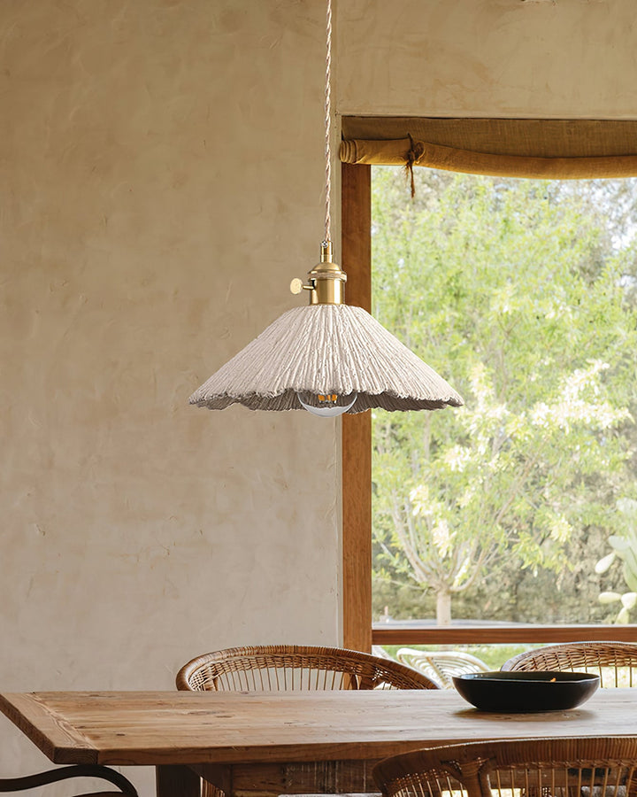 Lampa wisząca z mikrocementu