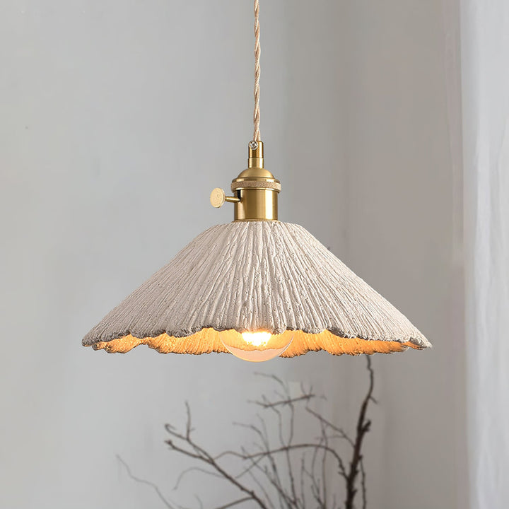 Lampa wisząca z mikrocementu