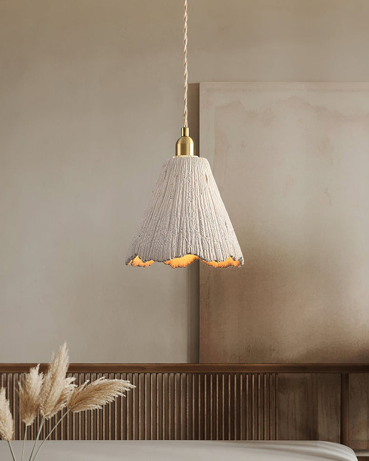 Lampa wisząca z mikrocementu