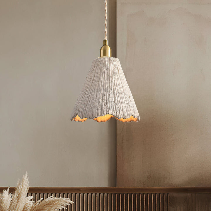 Lampa wisząca z mikrocementu