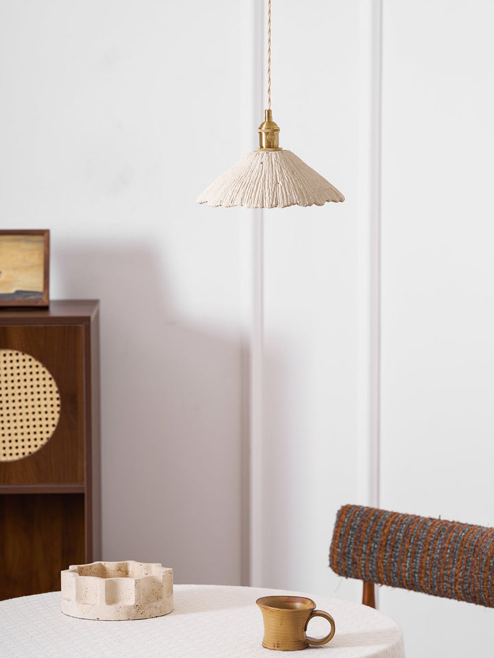 Lampa wisząca z mikrocementu