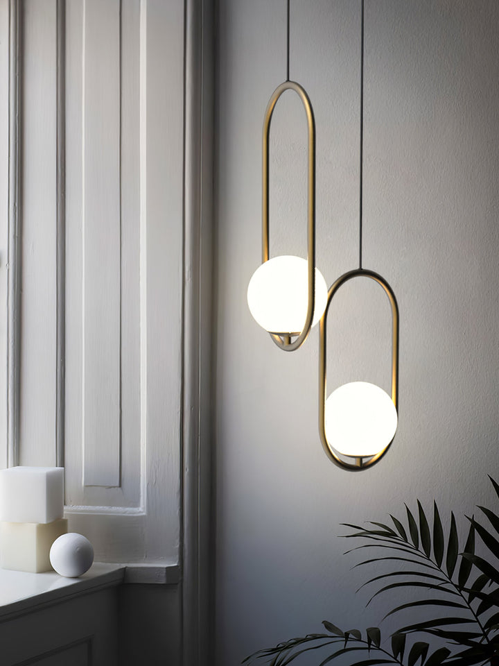 Mosiężna lampa wisząca Loop