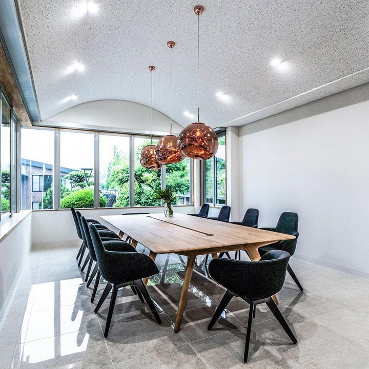Lampa wisząca Lava z przewodem zawieszanym na haku