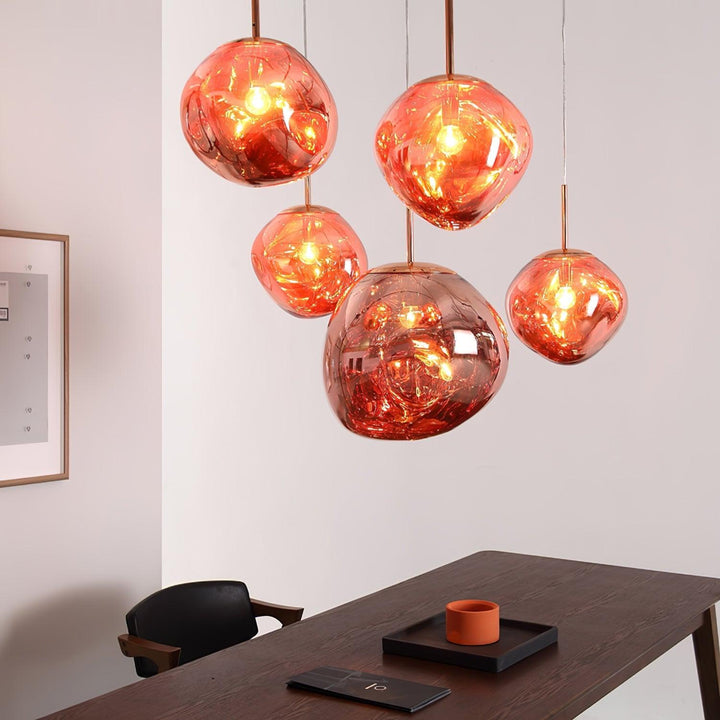Lampa wisząca Lava z przewodem zawieszanym na haku