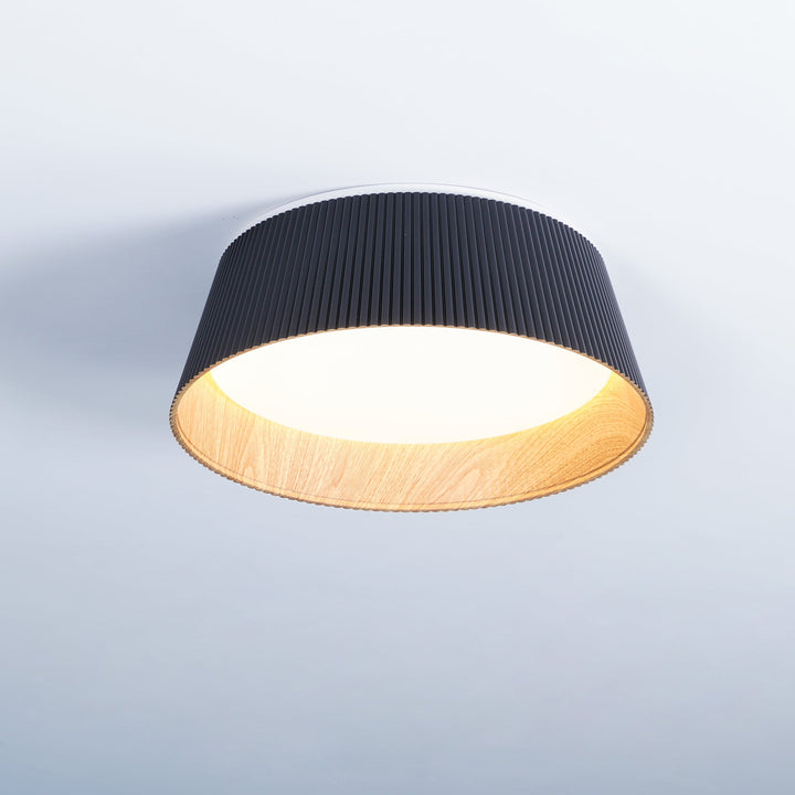 Nowoczesna Lampa Sufitowa z Żłobieniami