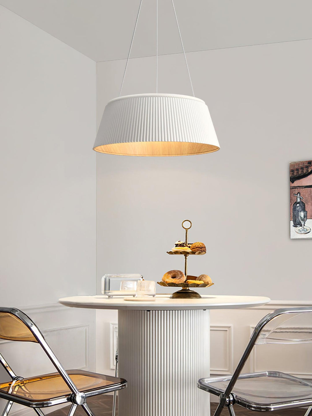Nowoczesna Lampa Wisząca z Żebrowanym Kloszem