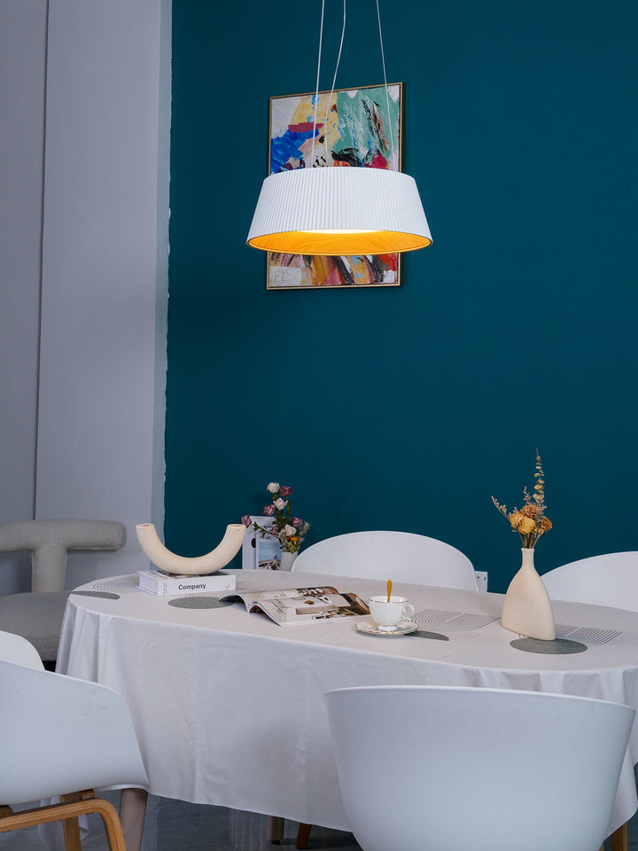 Nowoczesna Lampa Wisząca z Żebrowanym Kloszem