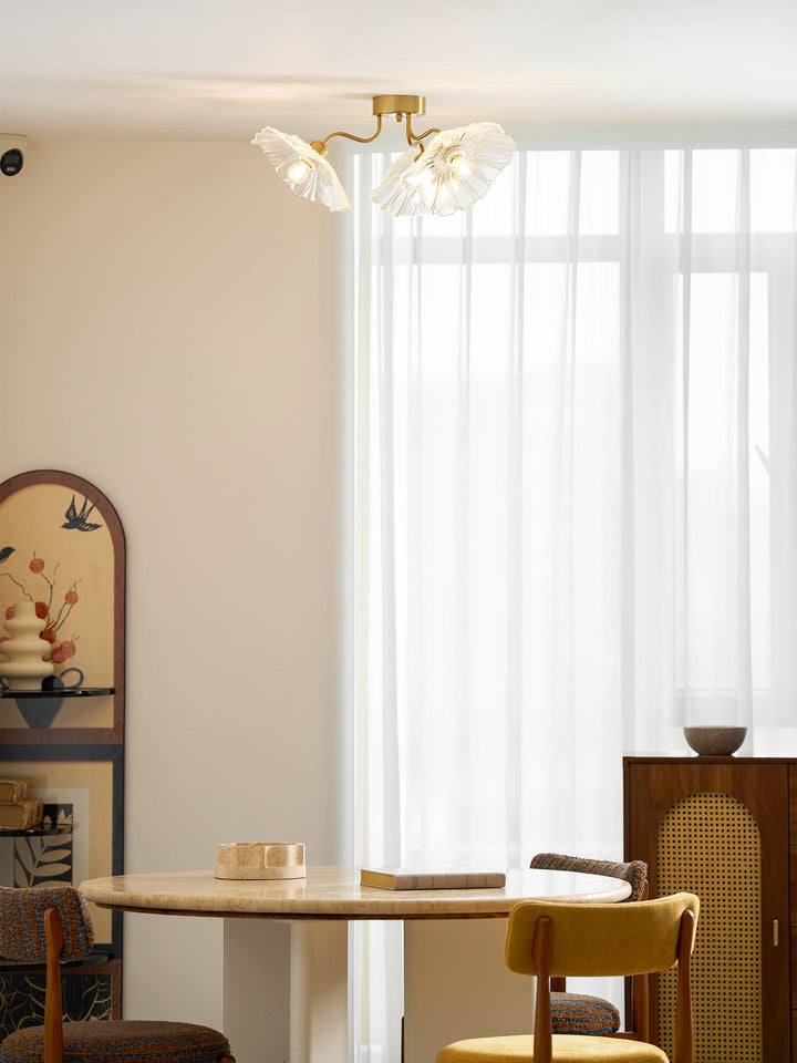 Lampa sufitowa z szkła w kształcie liścia lotosu