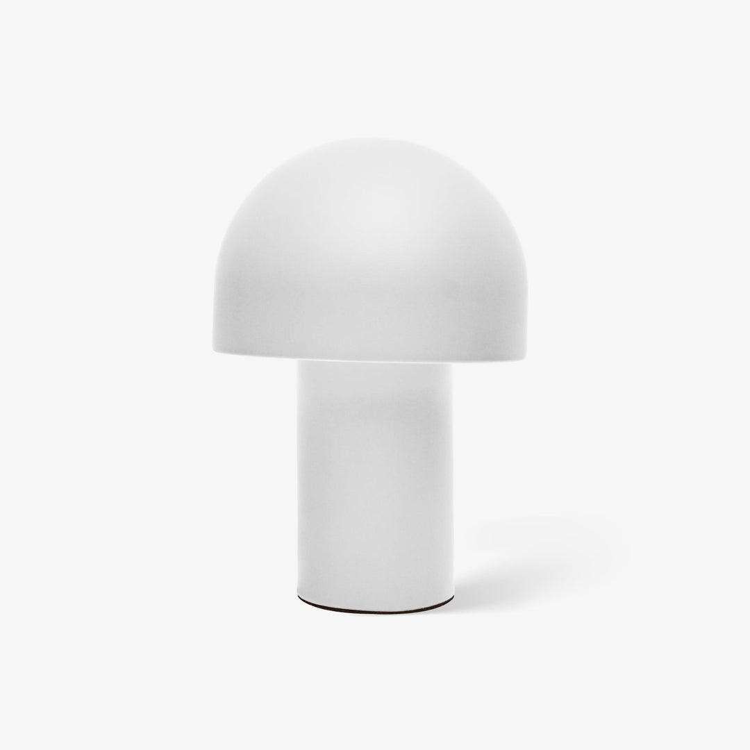 Lampa stołowa z metalowym kloszem w kształcie grzyba