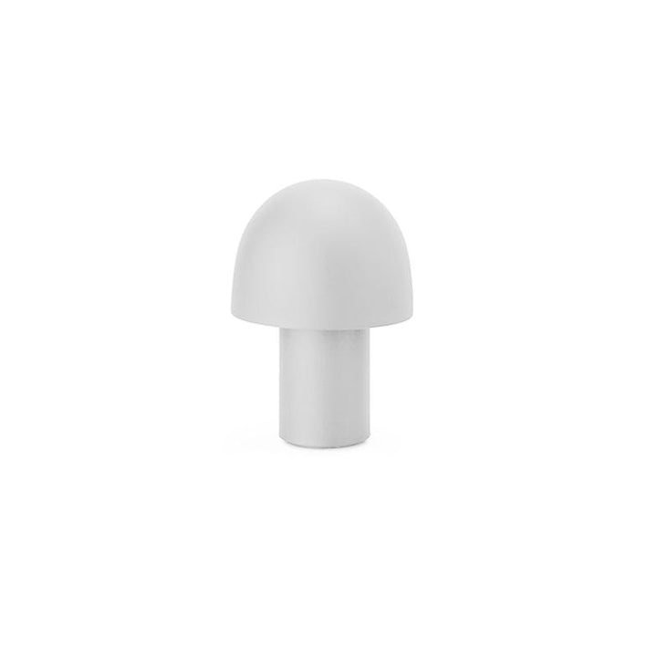 Lampa stołowa z metalowym kloszem w kształcie grzyba