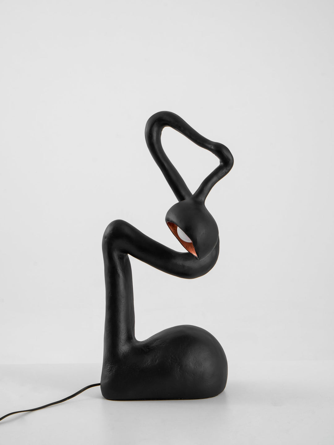 Lampa stołowa rzeźba mirry